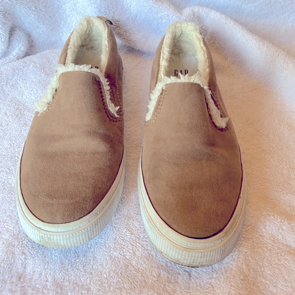 Girls slip on shoes